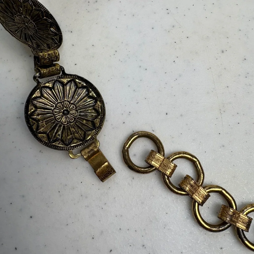 Vintage Antiqued Brass Floral Concho Chain Belt Boho Western Medallion Gold Tone